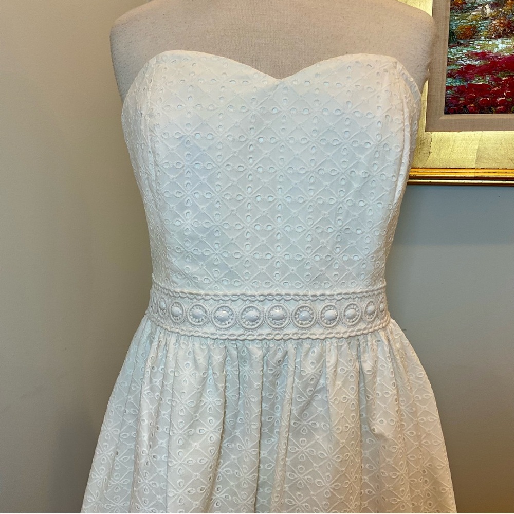 Lilly Pulitzer Marta Dress Resort White Petiteβ Diamond Eyelet - Picture 2 of 8